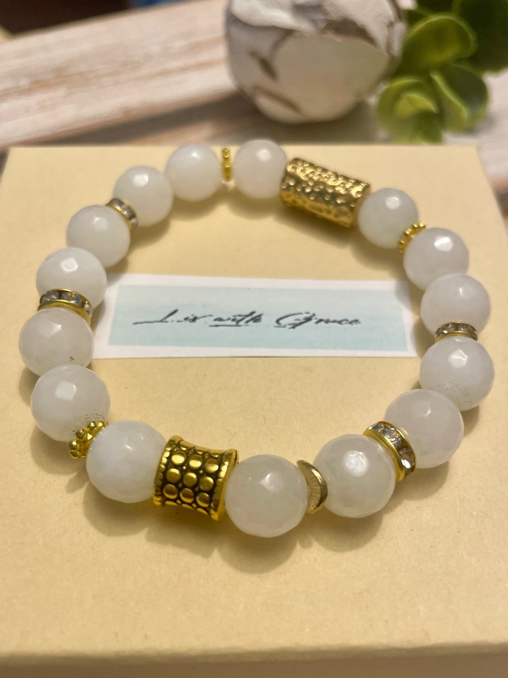 White Cream Quartz 10mm Stretch Gemstone Bracelet with Gold Accents - Picture 6 of 6